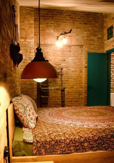 Magic Attic In Historical House Apartman Tbiliszi